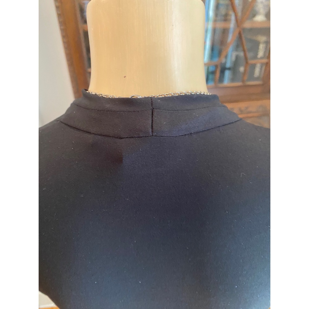 Chico's Black V-Neck Sheath Dress‎ Silver Bar Gathered Waist Size 1 Medium - Picture 9 of 11